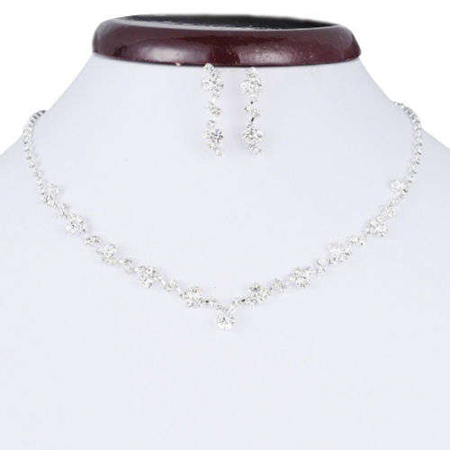 Elegant Crystal Necklace and Earrings Set