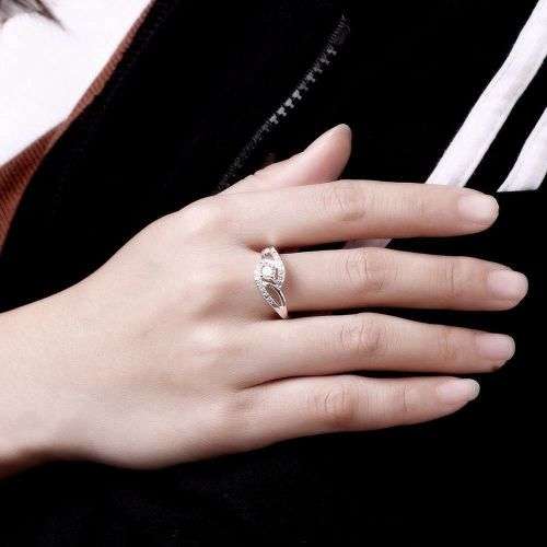 Delicate 925 Sterling Silver Crystal Ring