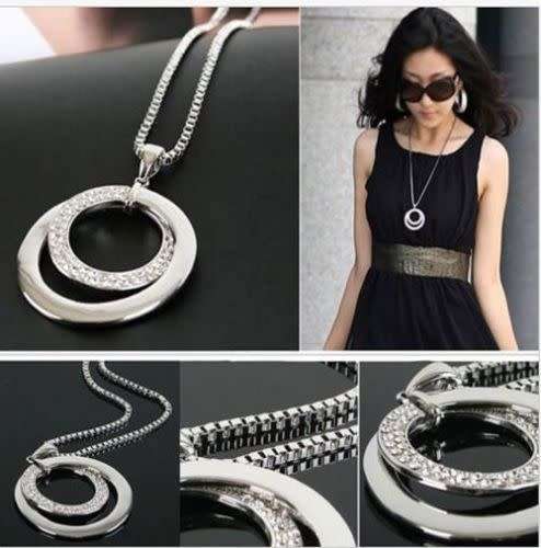 Fashionable Silver Rhinestone Pendant Necklace