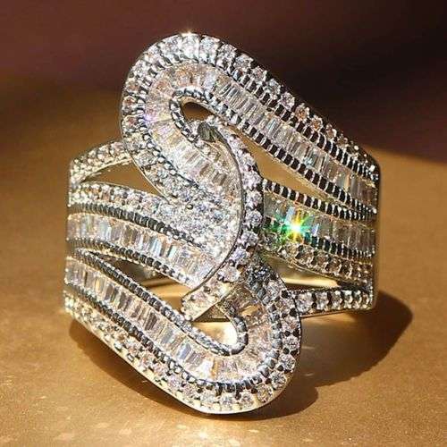 Elegant Silver White Topaz Ring