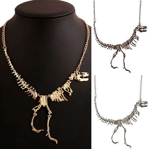 Jurassic World Adonomus Rex Necklace
