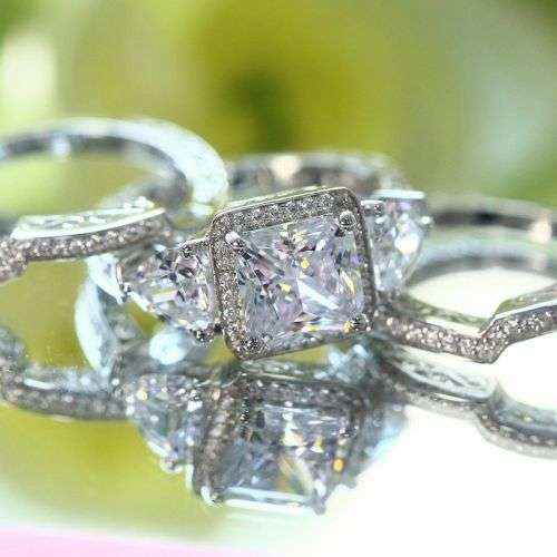 Elegant Silver 3 Piece Topaz Ring