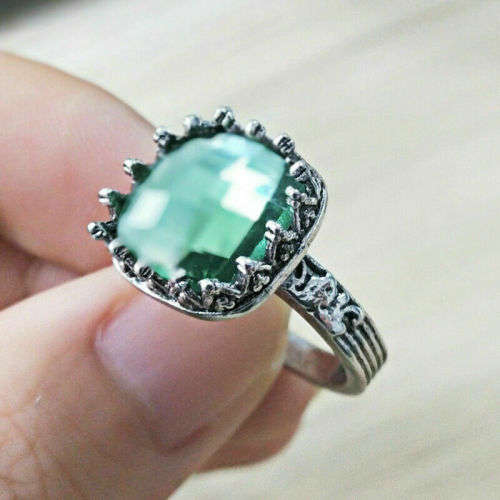 Fashionable Silver Prehnite Ring