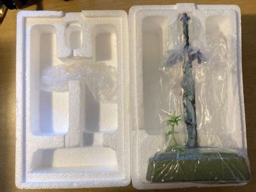 Master Sword of Resurrection Statue from The Legend of Zelda: Breath of the Wild  - Official