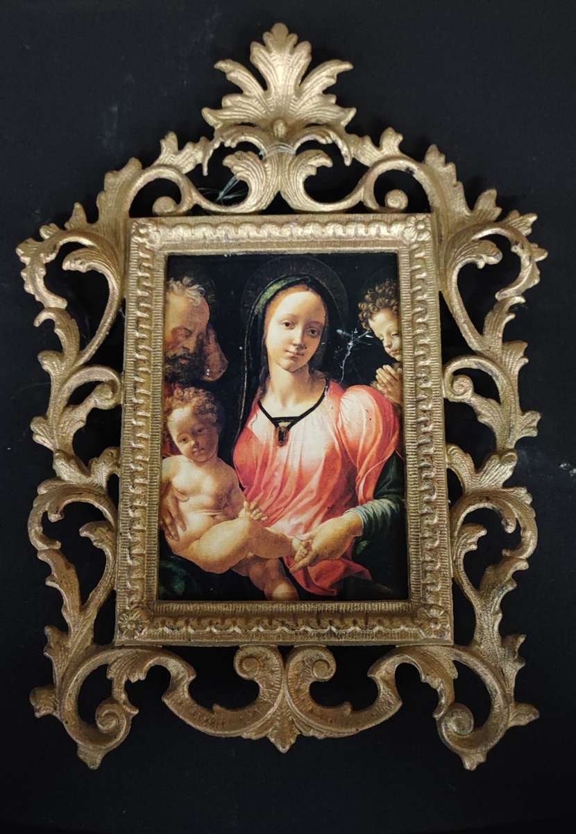 Beautiful vintage cast iron picture frame