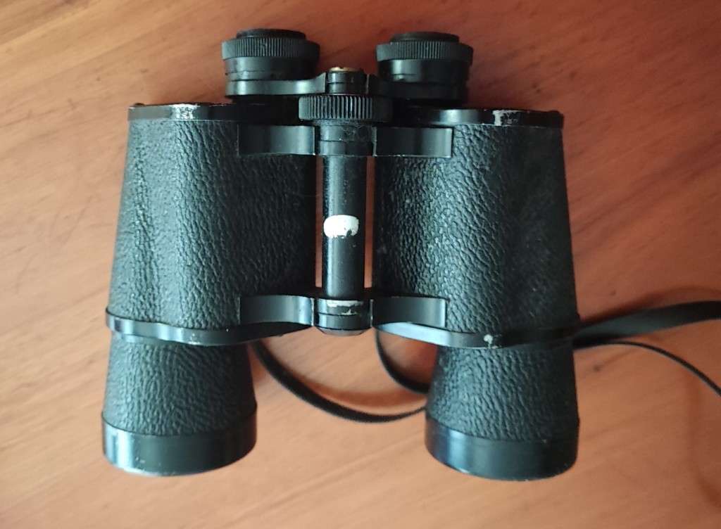 Zenith 10 x 50 binoculars. Slightly out of alignment..