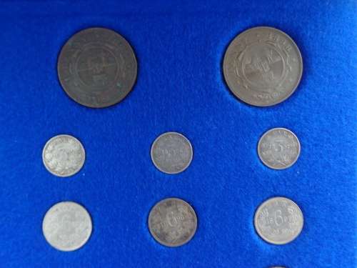 COMPLETE Set of PAUL KRUGER Coins from 1892 to 1898 in Kiaat Velvet Box  Plus many extra Coins