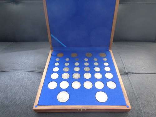 COMPLETE Set of PAUL KRUGER Coins from 1892 to 1898 in Kiaat Velvet Box  Plus many extra Coins