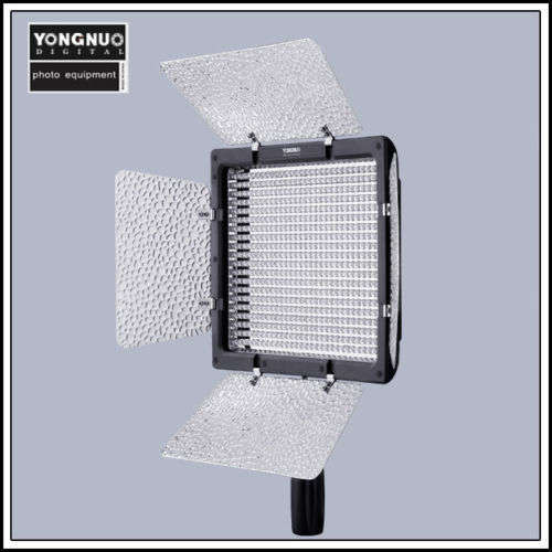 Yongnuo YN-600 YN600 Pro LED Video Light 5500K For Camcorder Canon Nikon Camera