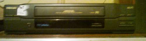 Toshiba V-HF22 VHS VCR