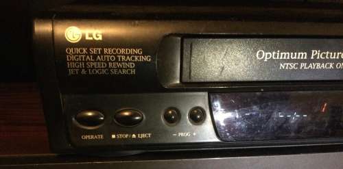 LG VHS VCR with remote