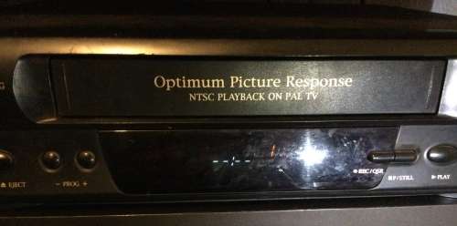 LG VHS VCR with remote