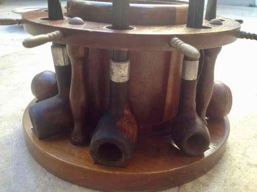 lot of 7 pipes , in wooden ships wheel