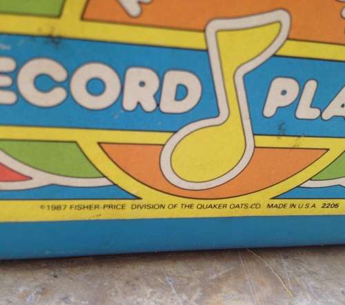 vintage fisher price record player no 2205 , 5 records