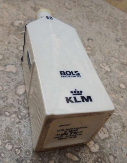 SEALED BLUE DELFT'S KLM BOLS HOUSE (NO 68)