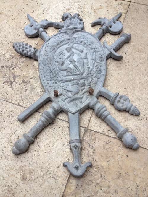 coat of arms , Aluminium family crest wall hanging vintage , made in Japan
