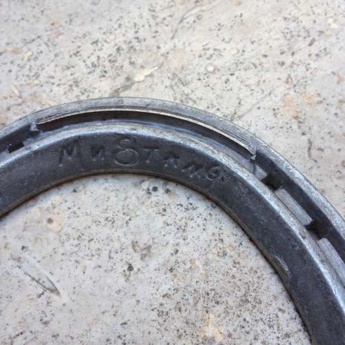 old Mustang Horseshoe alluminium size 6