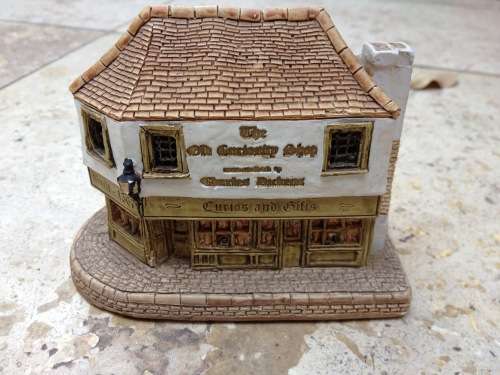 Lilliput Lane The Old Curiosity Shop English Collection Immortalized by Charles Dickens
