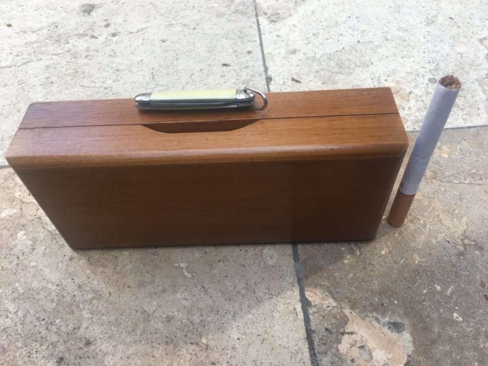 aguiole arbalete , g david box with vintage Richards miniature knife