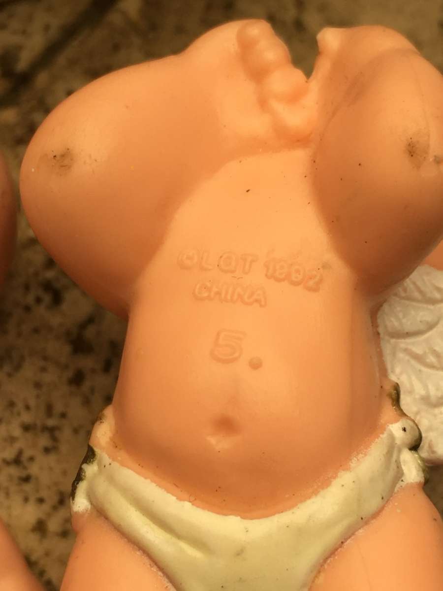 Magic baby diaper baby pair