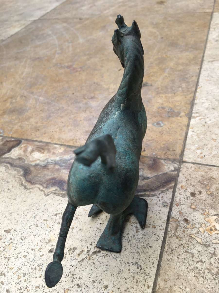 Vintage Bronze Chinese Flying Running Horse of Gansu Sculpture figure, Treading on flying swallow