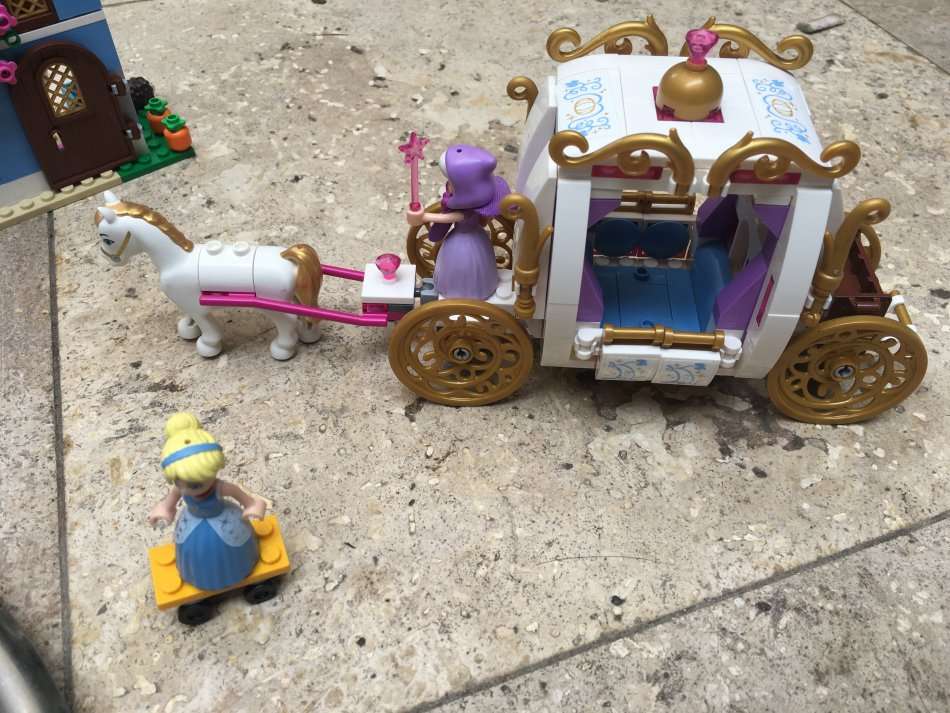 LEGO Disney Princess Cinderella's Enchanted Evening 41146 Building Kit