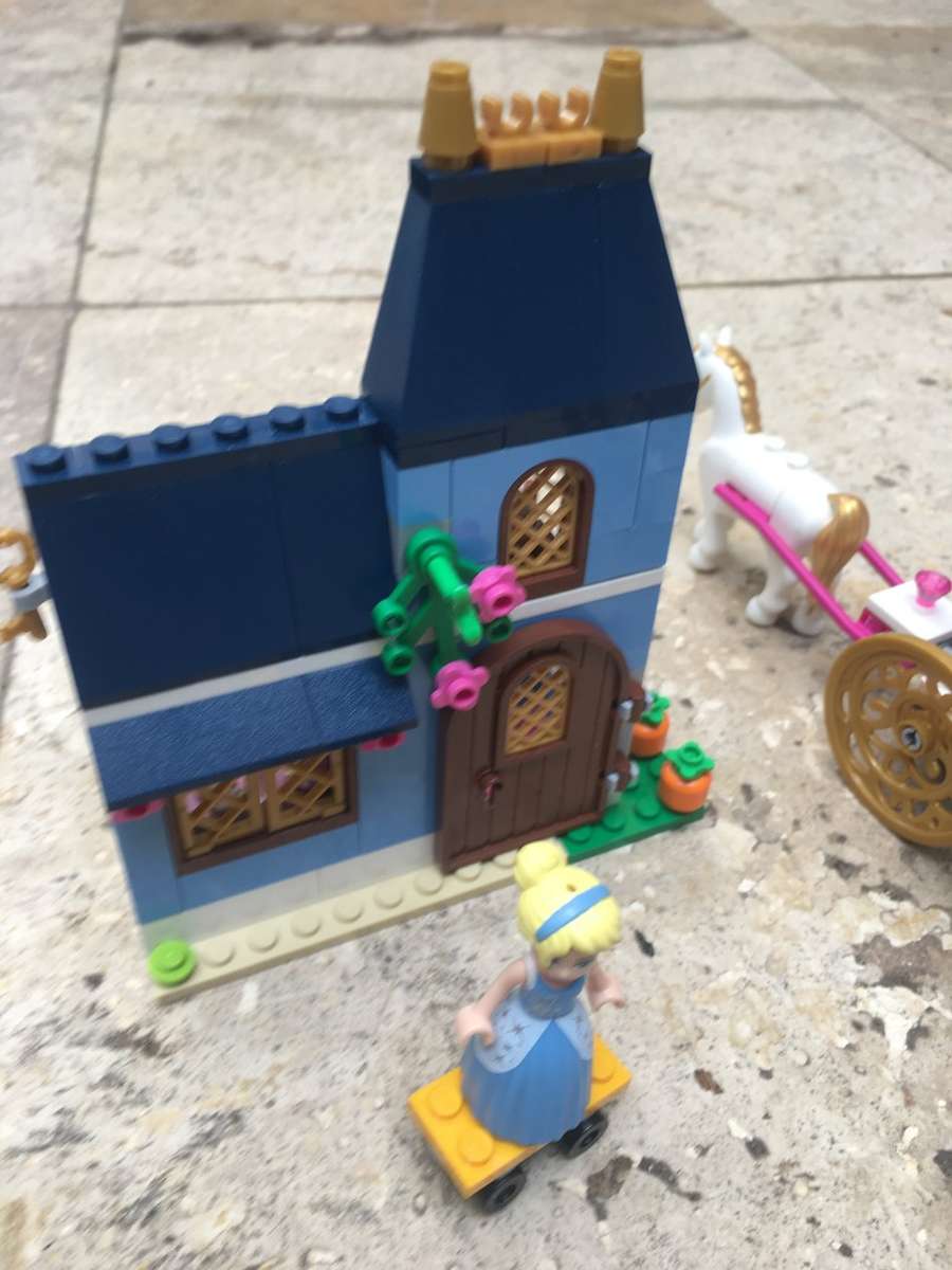 LEGO Disney Princess Cinderella's Enchanted Evening 41146 Building Kit