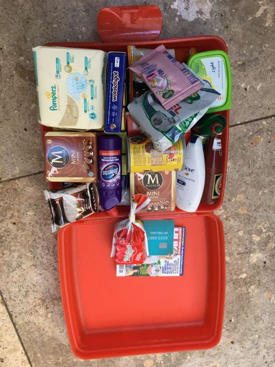 Checkers minis My little shop mini lot of 30 piece , in reflective dinasaur tupperware lunch box pvc