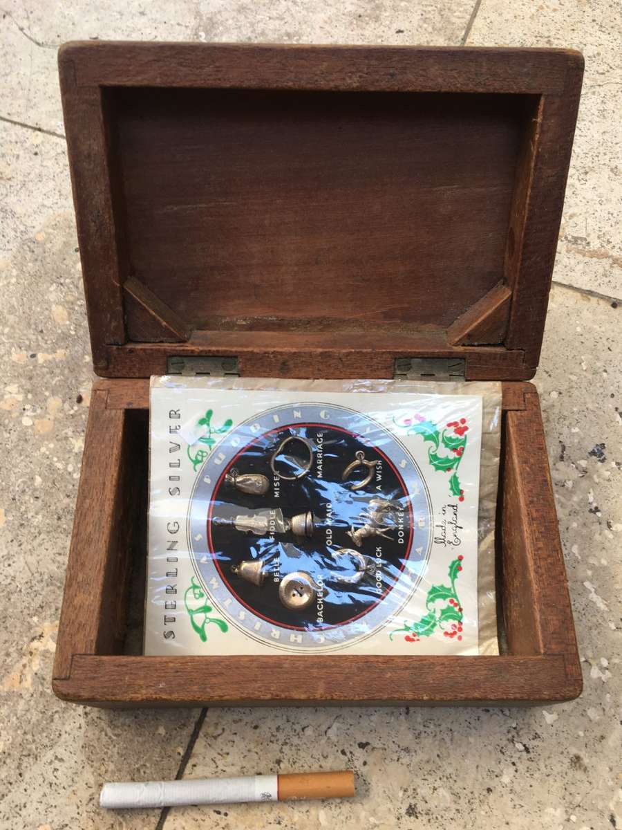 vintage sterling silver christmas pudding charms charm lot in original card in wooden box