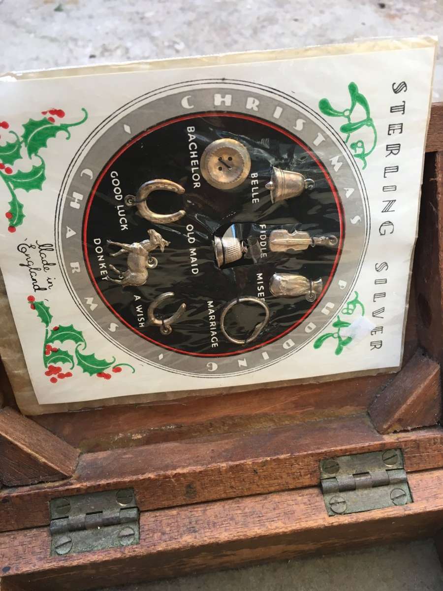 vintage sterling silver christmas pudding charms charm lot in original card in wooden box