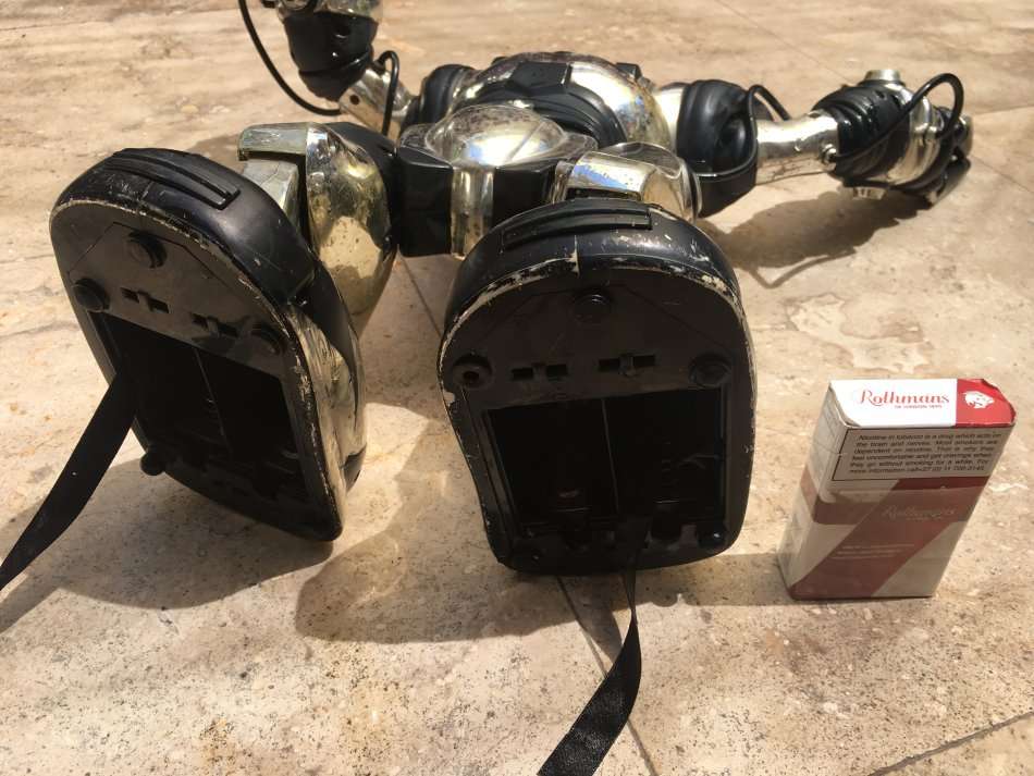 Old mark tilden robot figure