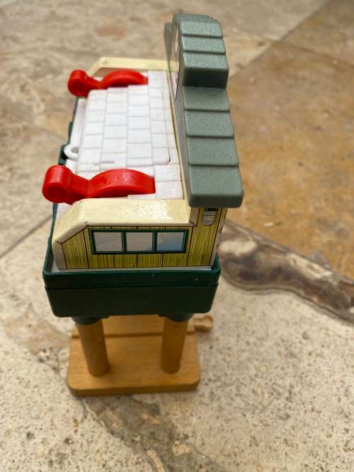 Thomas and Friends Wooden Railway Train Sodor Signal House with Lights and Sounds TLC