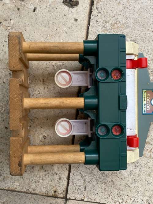 Thomas and Friends Wooden Railway Train Sodor Signal House with Lights and Sounds TLC