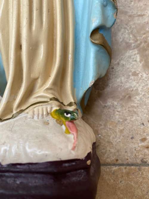 virgin Mary statue figure reserved cordi