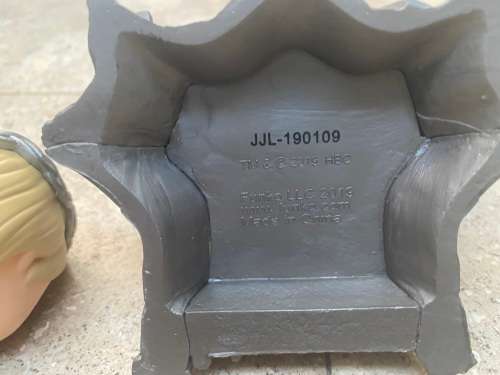 Funko Pop! Deluxe: Game Of Thrones S10 - Cersei Lannister Sitting on Iron Throne