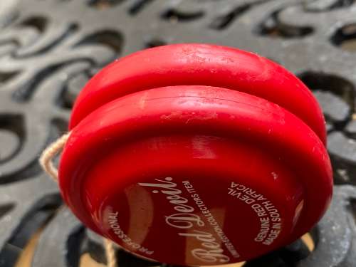 vintage YOYO yo yo Professional Red devil in good condition limited edition