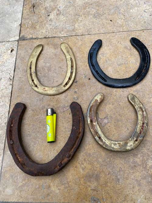 vintage horse shoe lucky horseshoe lot of 4