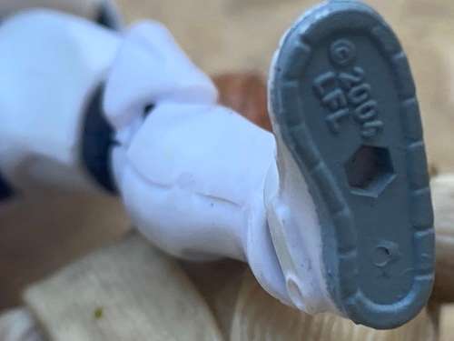 vintage starwars star wars hasbro LFL figure figures 2004