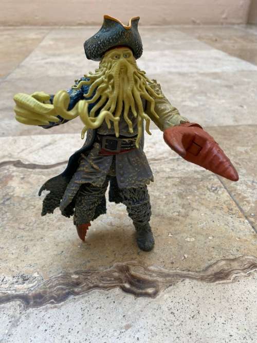 Disney Zizzle Davy Jones articulated figurine pirate figure