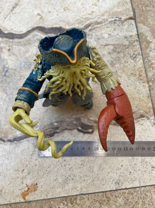 Disney Zizzle Davy Jones articulated figurine pirate figure