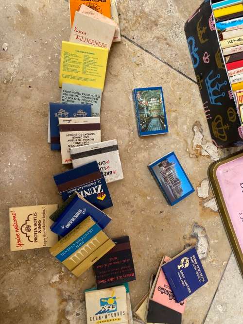 vintage lot of old matches 65 match boxes in metal tin