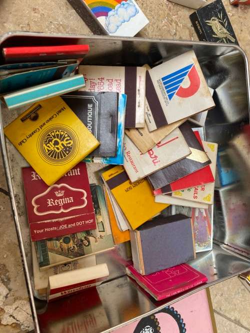 vintage lot of old matches 65 match boxes in metal tin