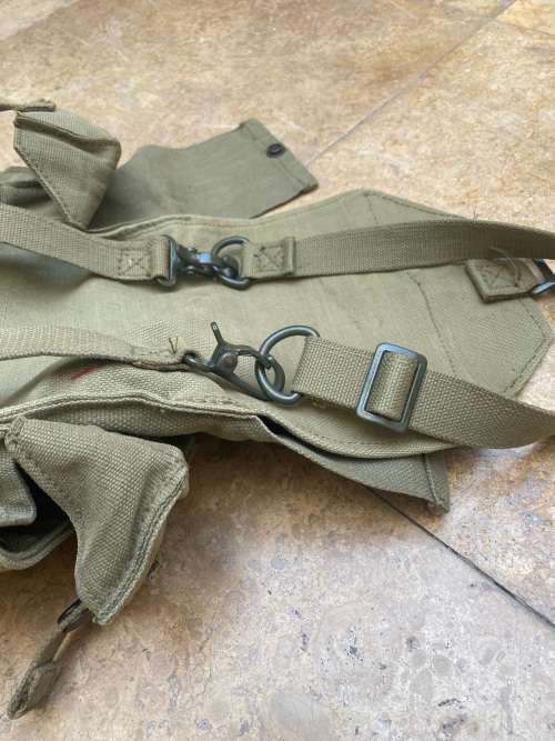 vintage army bag with 3 compartments