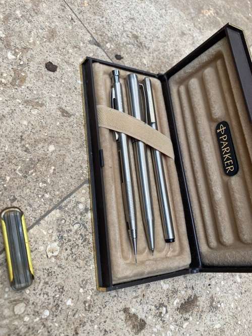 vintage Parker 10 mechanical pencil UK , zig 0.5 pencil and inoxcrom pen spain lot in parker case