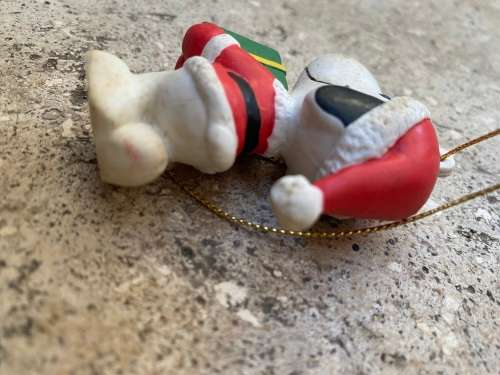 vintage Peanuts snoopy united feature syndicate UFS xmas figure