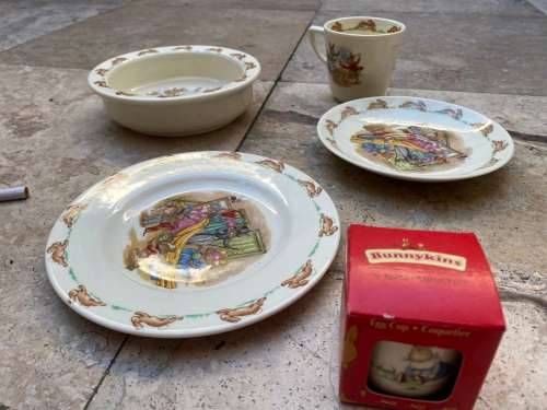 Bunnykins Royal Doulton fine bone china set of five lot