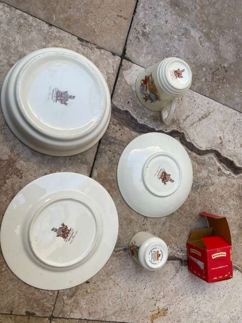 Bunnykins Royal Doulton fine bone china set of five lot