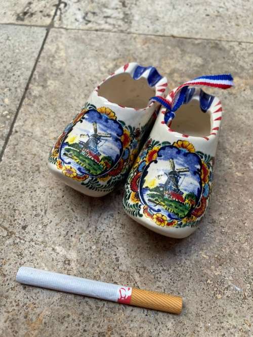 vintage hand made clog ashtrays Delft blue