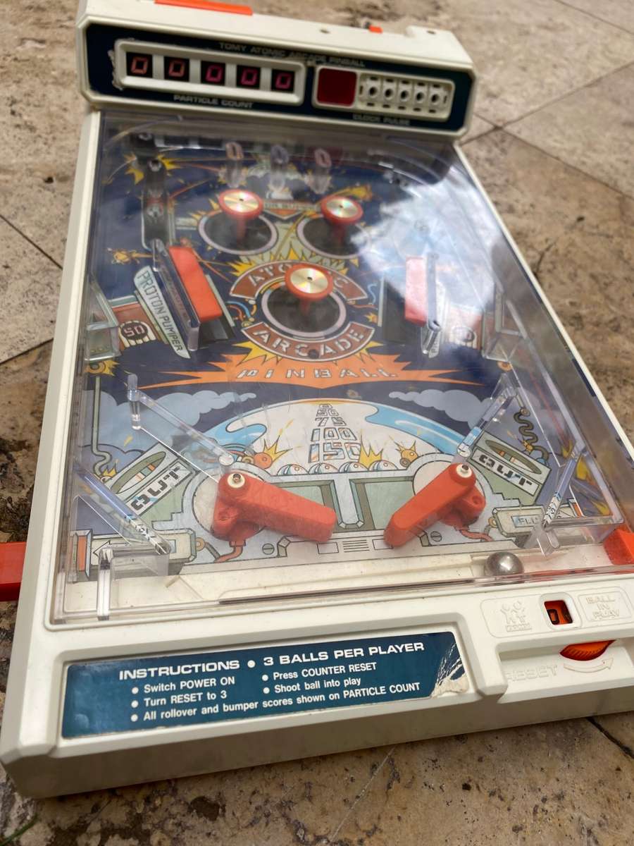 Vintage pinball Tomy Atomic Arcade Pinball Machine Game 1979