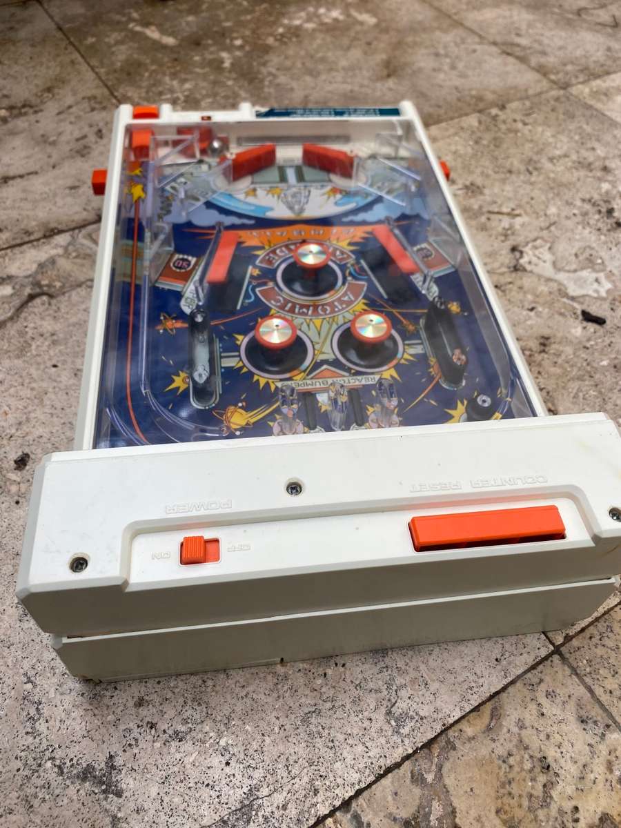 Vintage pinball Tomy Atomic Arcade Pinball Machine Game 1979